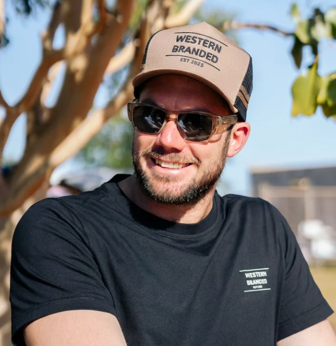 Kimberley Trucker Hat Brown - lifestyle